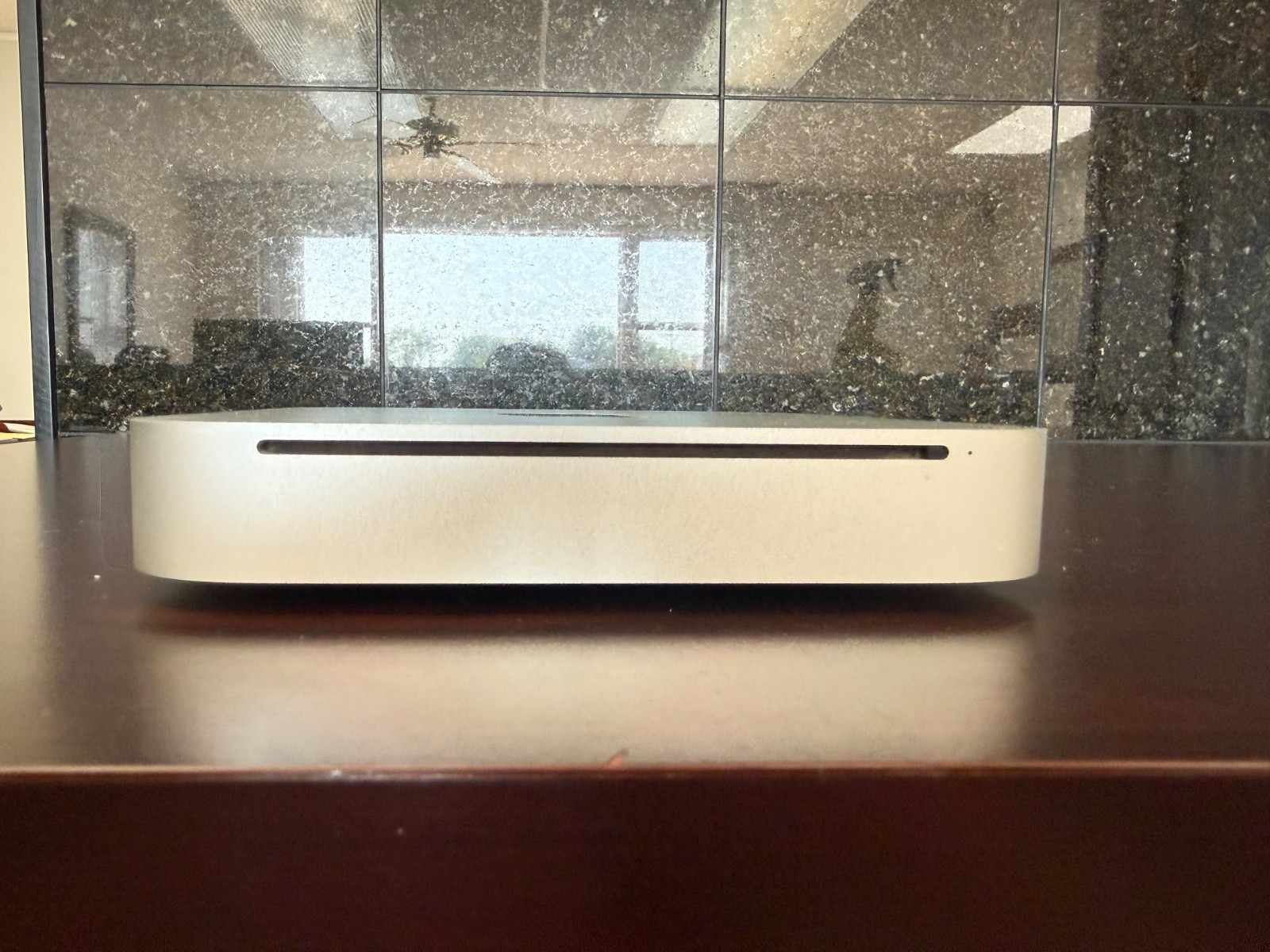 Apple Mac mini (500GB HDD, Intel Core i5, 1.40GHz, 4GB) Mini PC Desktop White –