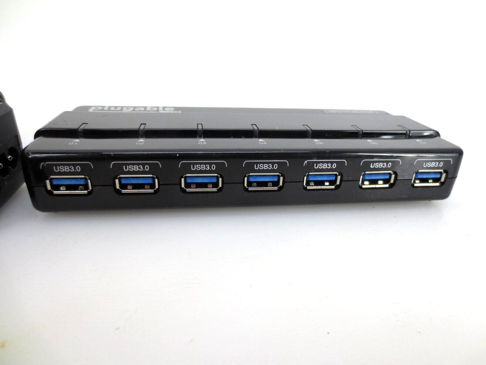 Lot of 2 – Plugable 7 Port USB 3.0 Hub with 25W Power Adapter USB3-HUB7-81X