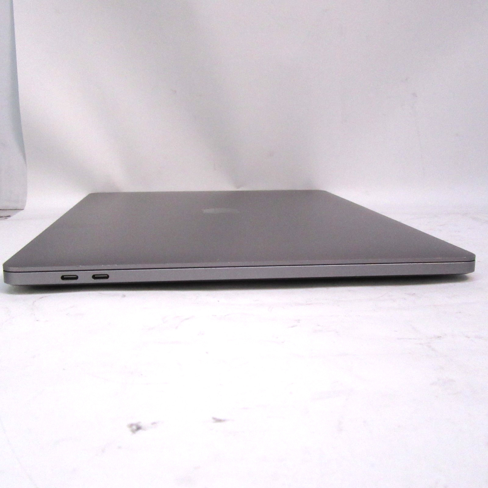 APPLE MacBook Pro 16″ A2141 2019 2.3GHz i9-9880H 32GB/1TB SSD AMD 5500M T12-C8