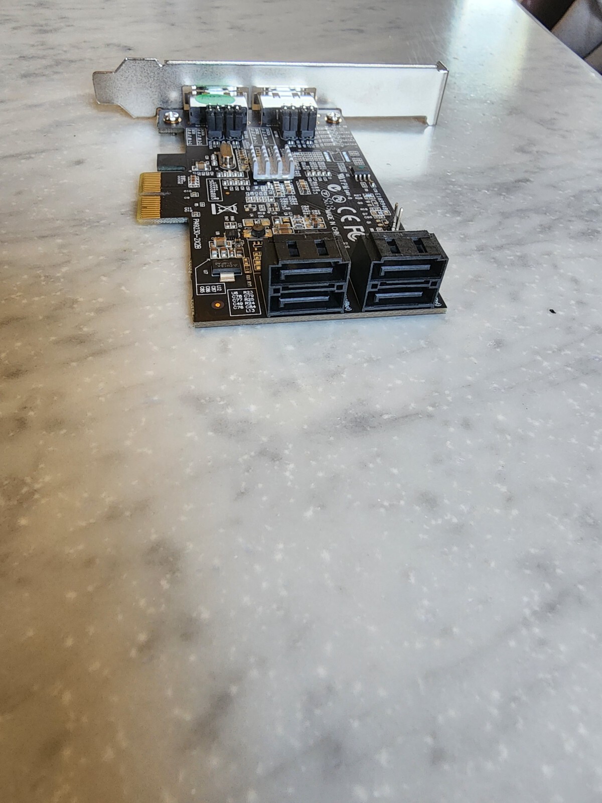 4-Port Hybrid SATA HDD SSD RAID Controller with Port Multiplier Support