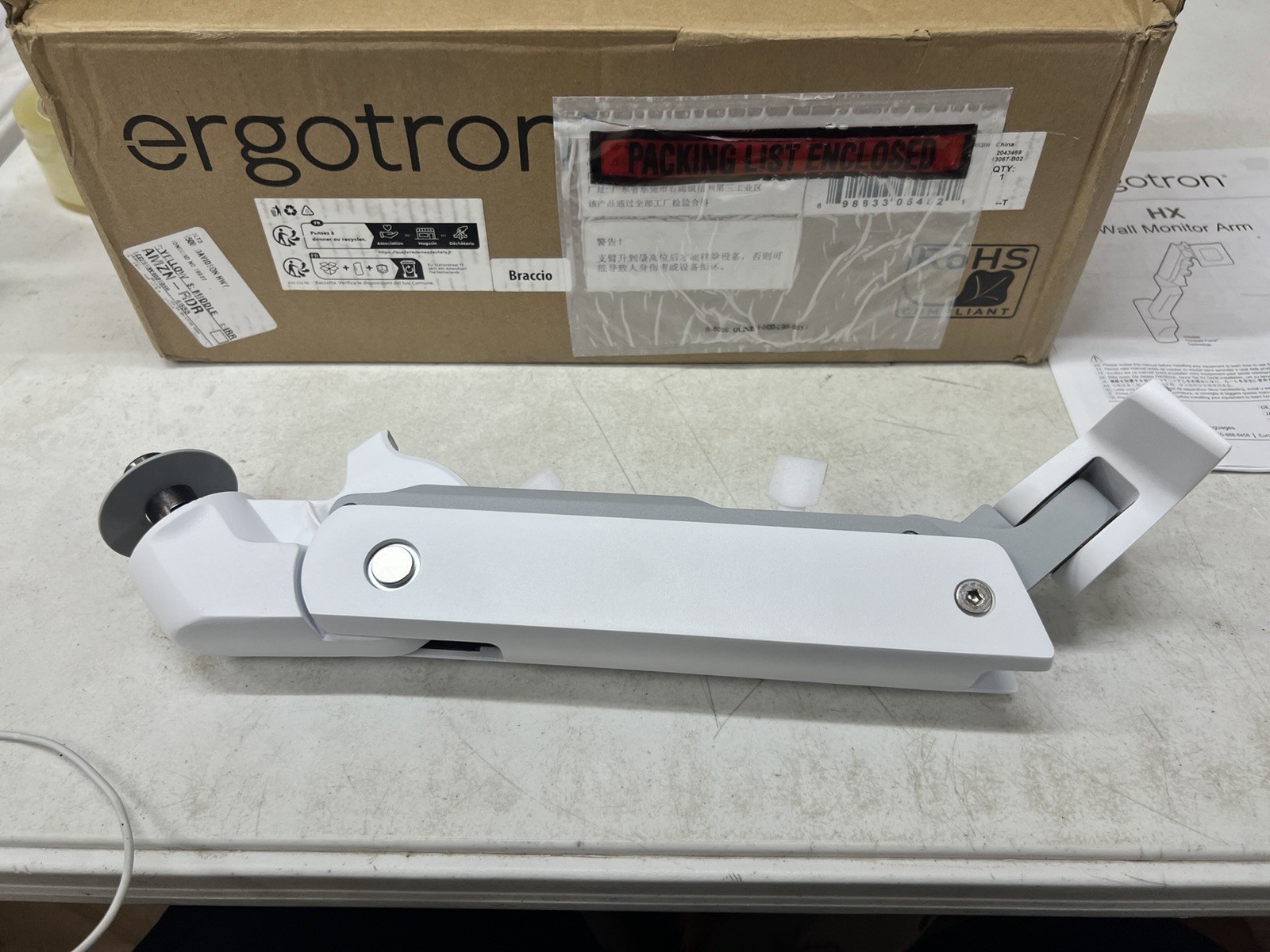 Ergotron HX Single Ultrawide Monitor Arm VESA Wall Mount 45-478-216