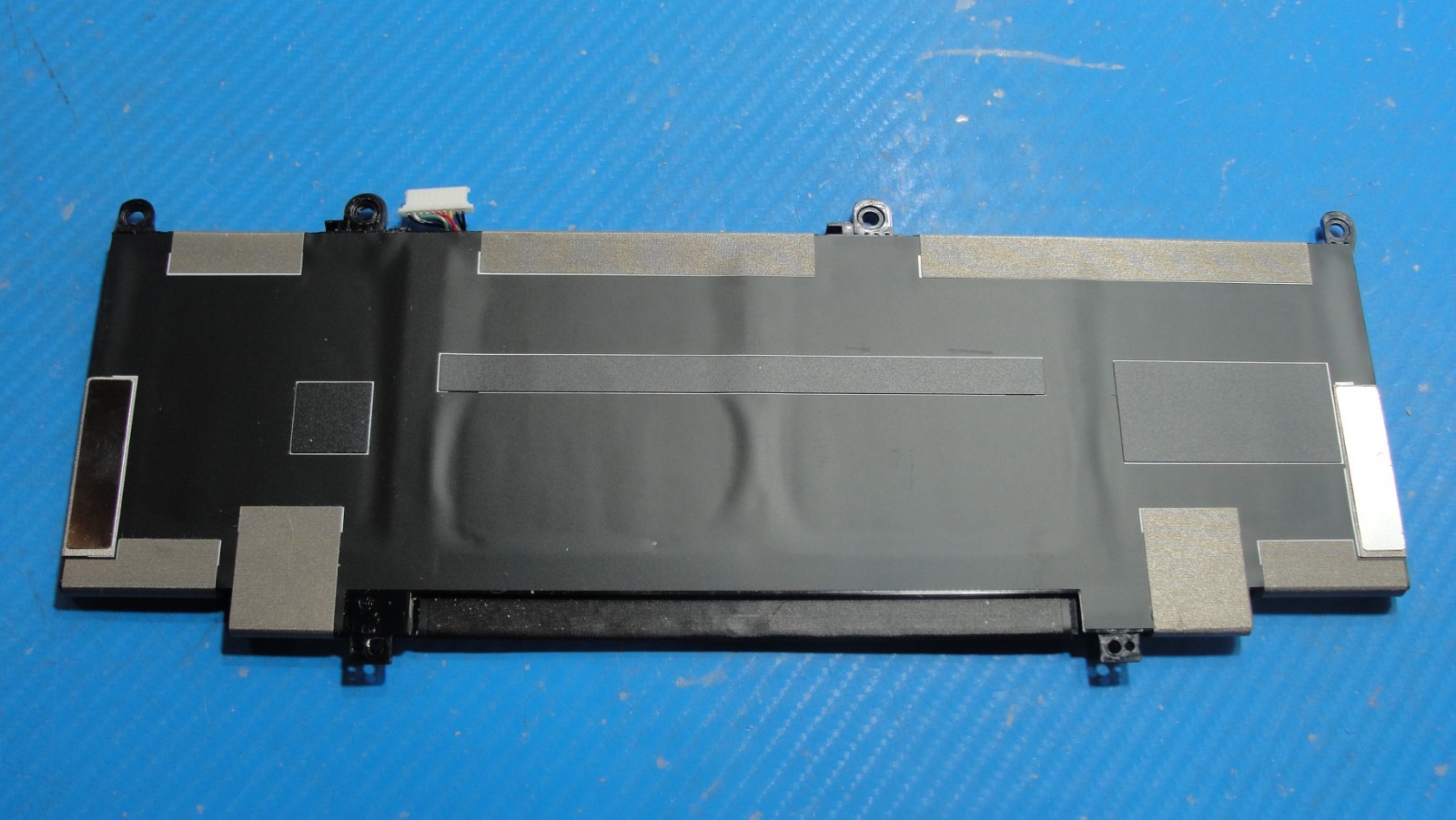 HP Spectre 13-aw2003dx 13.3″ Battery 15.4V 60.76Wh 3744mAh RR04XL L60373-005 87%