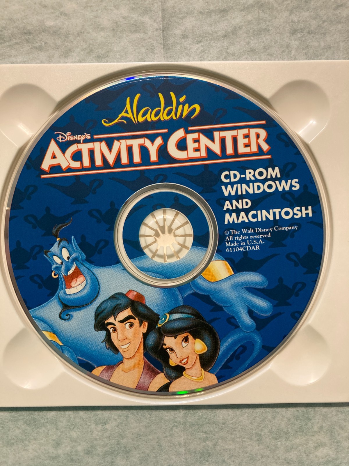 Lot Of 2 Disney Animated Storybook Toy Story – Aladdin CD-ROMs Windows Or Mac