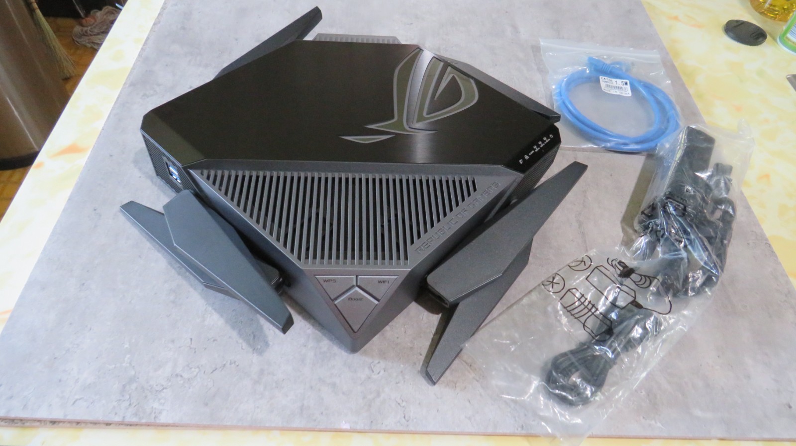 ASUS ROG Rapture GT-AXE11000 Wi-Fi 6E Tri-Band Gaming Router