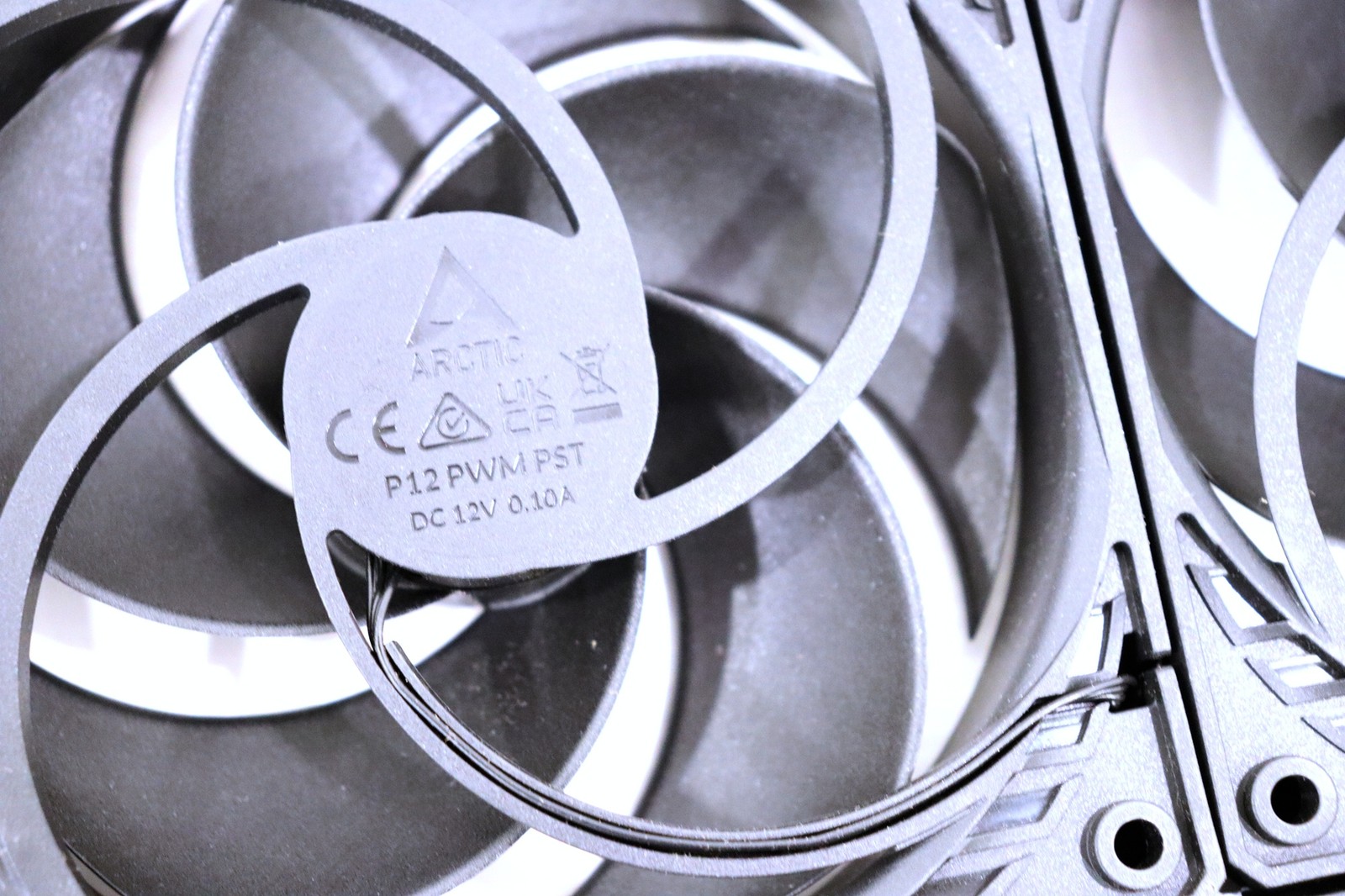 Artic 5-Pack 120mm P12 PWM PST Case Fans