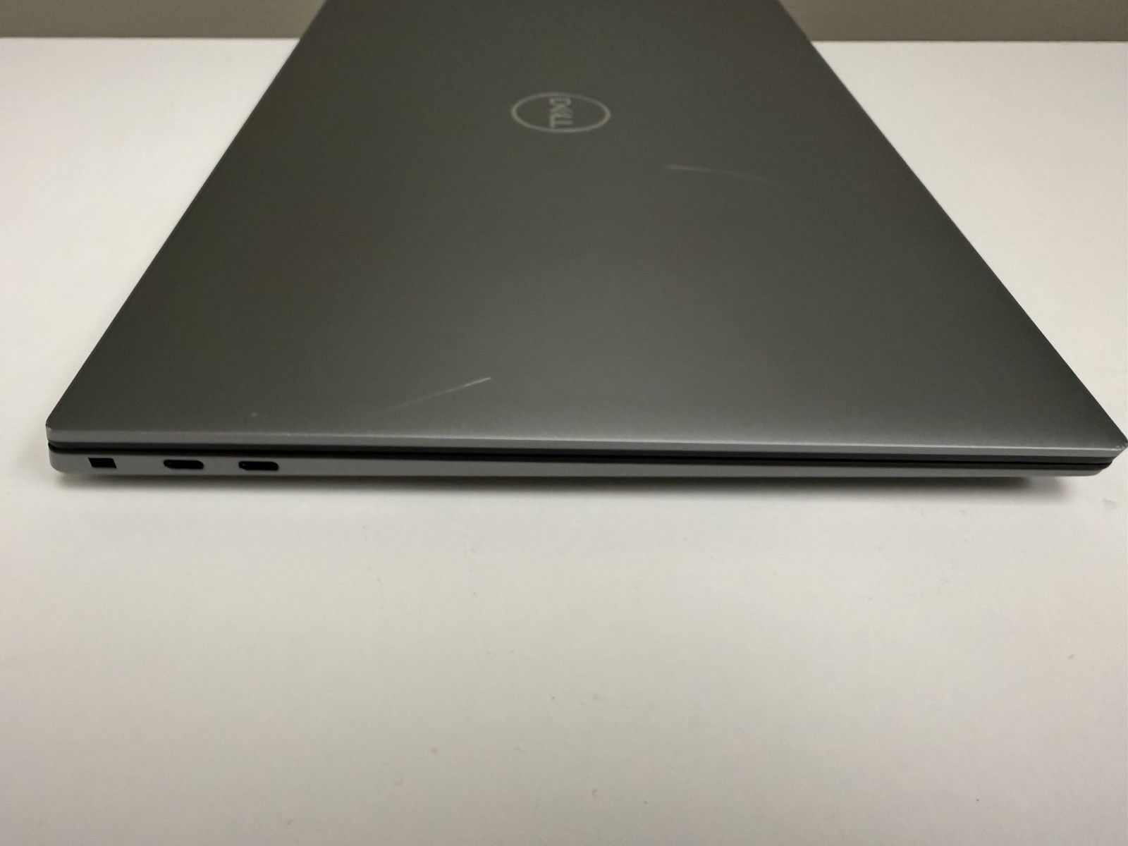 Dell Precision 5570 15.6″ Touch i7-12800H 16GB DDR5 RTX A1000 – No SSD