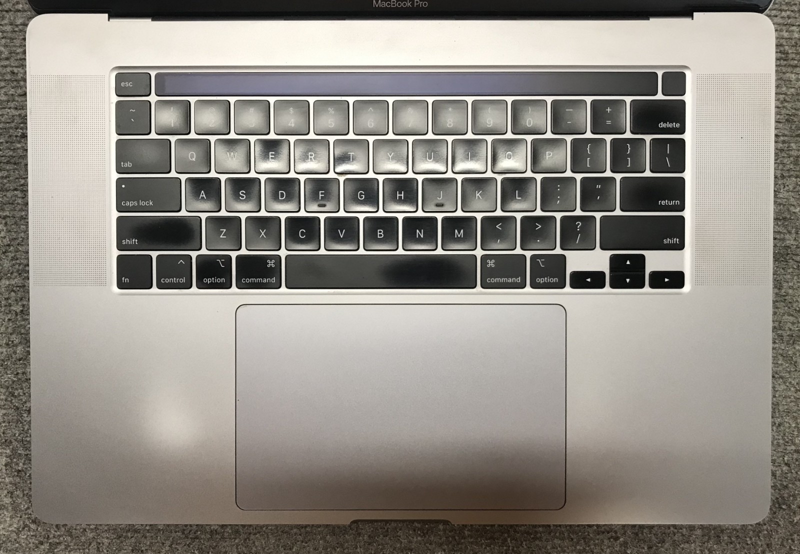 Apple MacBook Pro A2141 BTO/CTO 2019 16″ Laptop i9-9980HK 32GB RAM 512GB NVMe