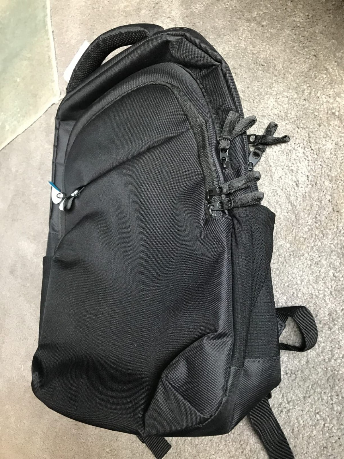 hp Professional, Black, 18.5 in x 5.51 in x 12.6 in