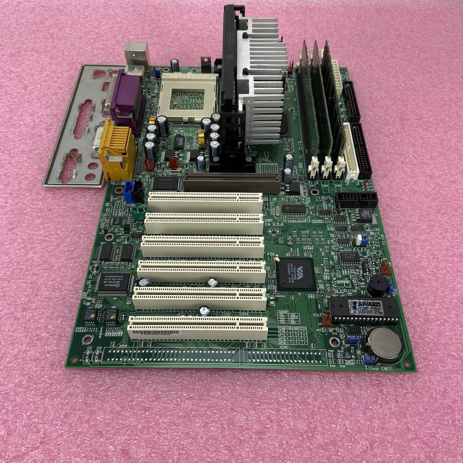 Tyan S1854 Motherboard Intel Pentium III/Xeon 528MHz 383MB RAM w/IO Shield