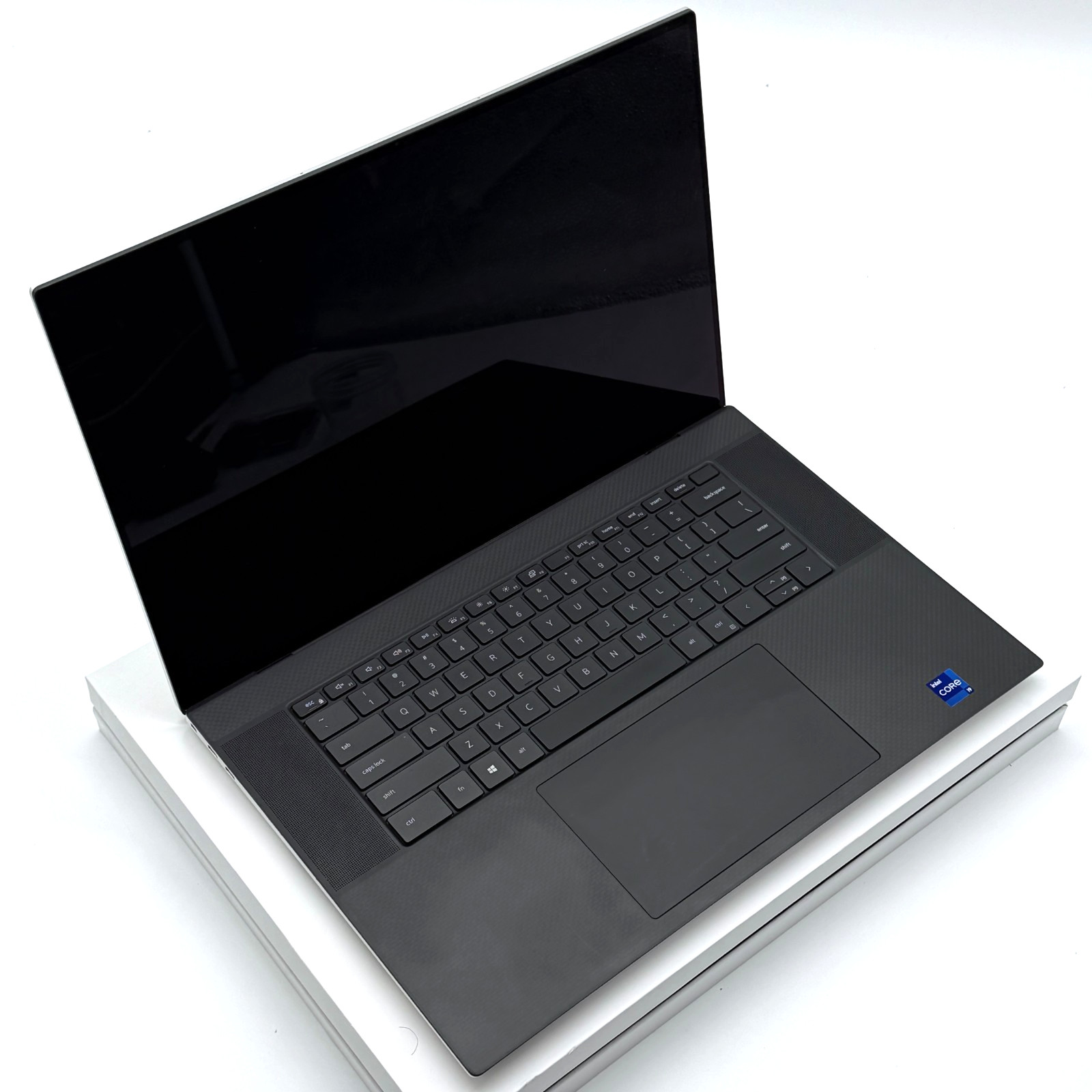*FAST* Dell XPS 17 – CORE i9 – 64GB RAM – 2TB – NVIDIA RTX 3060 – 4K UHD+ TOUCH
