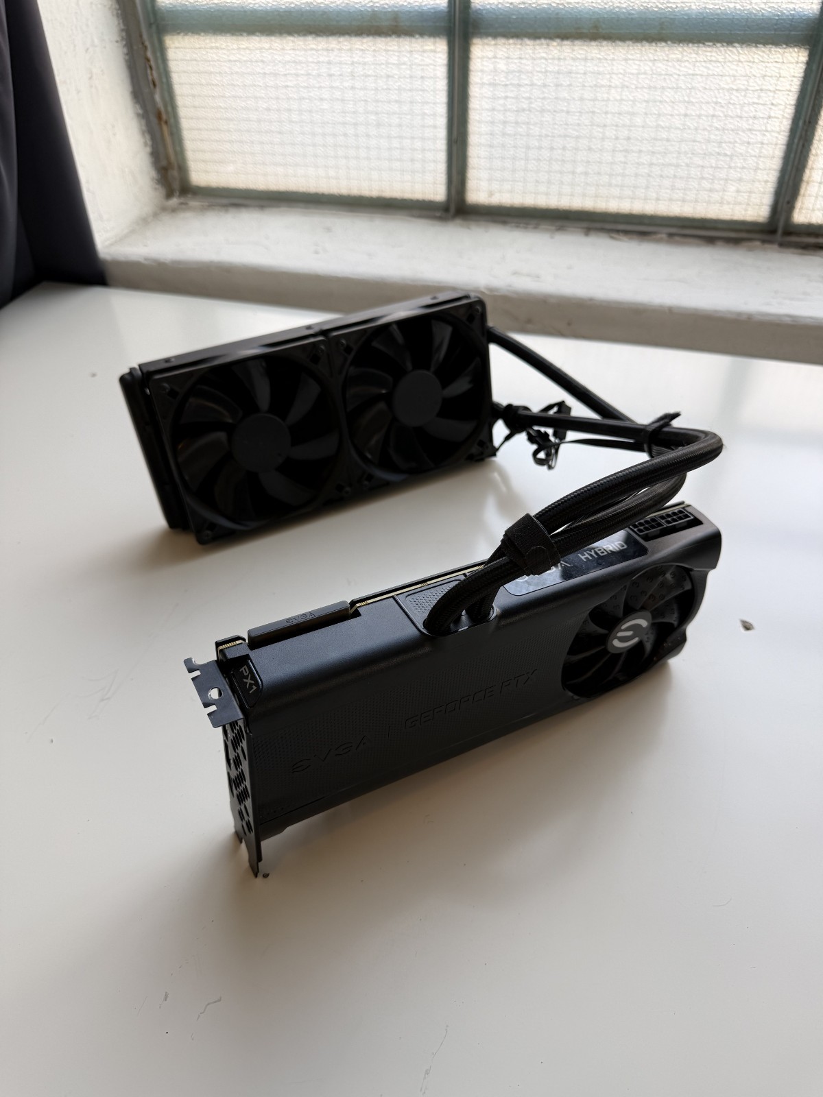EVGA GeForce RTX 3090 XC3 HYBRID 24GB GDDR6X Graphic Card
