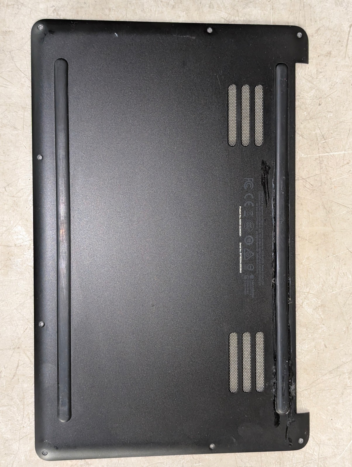 Razer Blade 13.3 inch laptop; untested no ssd no ram; Intel Core i7 8550U 1.8GH