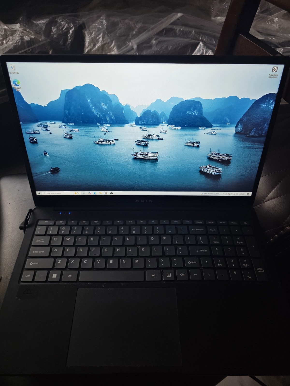 SGIN Windows 10 Notebook/Laptop, 237GB SSD, Black – Casual Computing