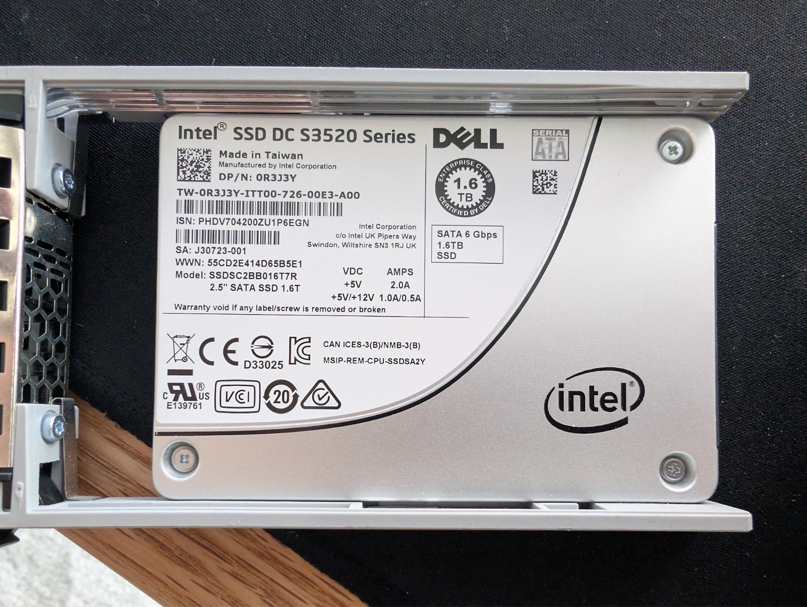 Intel DC S3520 1.6TB SSD