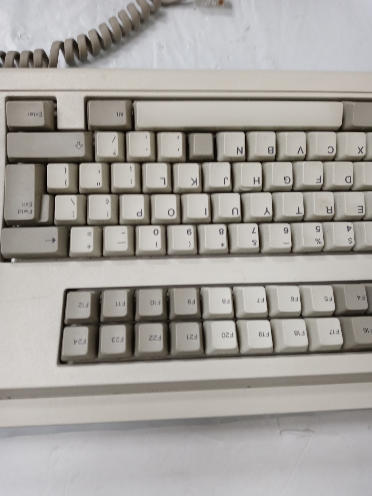 IBM 1395660 M122 TYPE III BATTLECRUISER CLICKY BUCKING SPRING KEYBOARD RJ45 1992