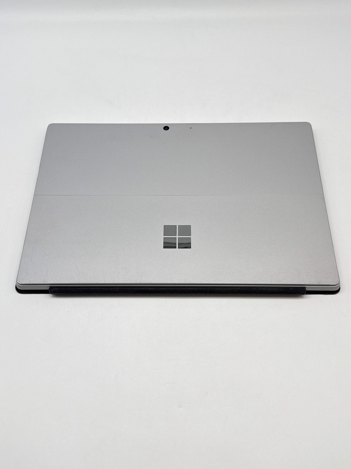 2021 Microsoft Surface Pro 7+ Intel Core i3-1115G4 8GB RAM 128GB Storage Silver