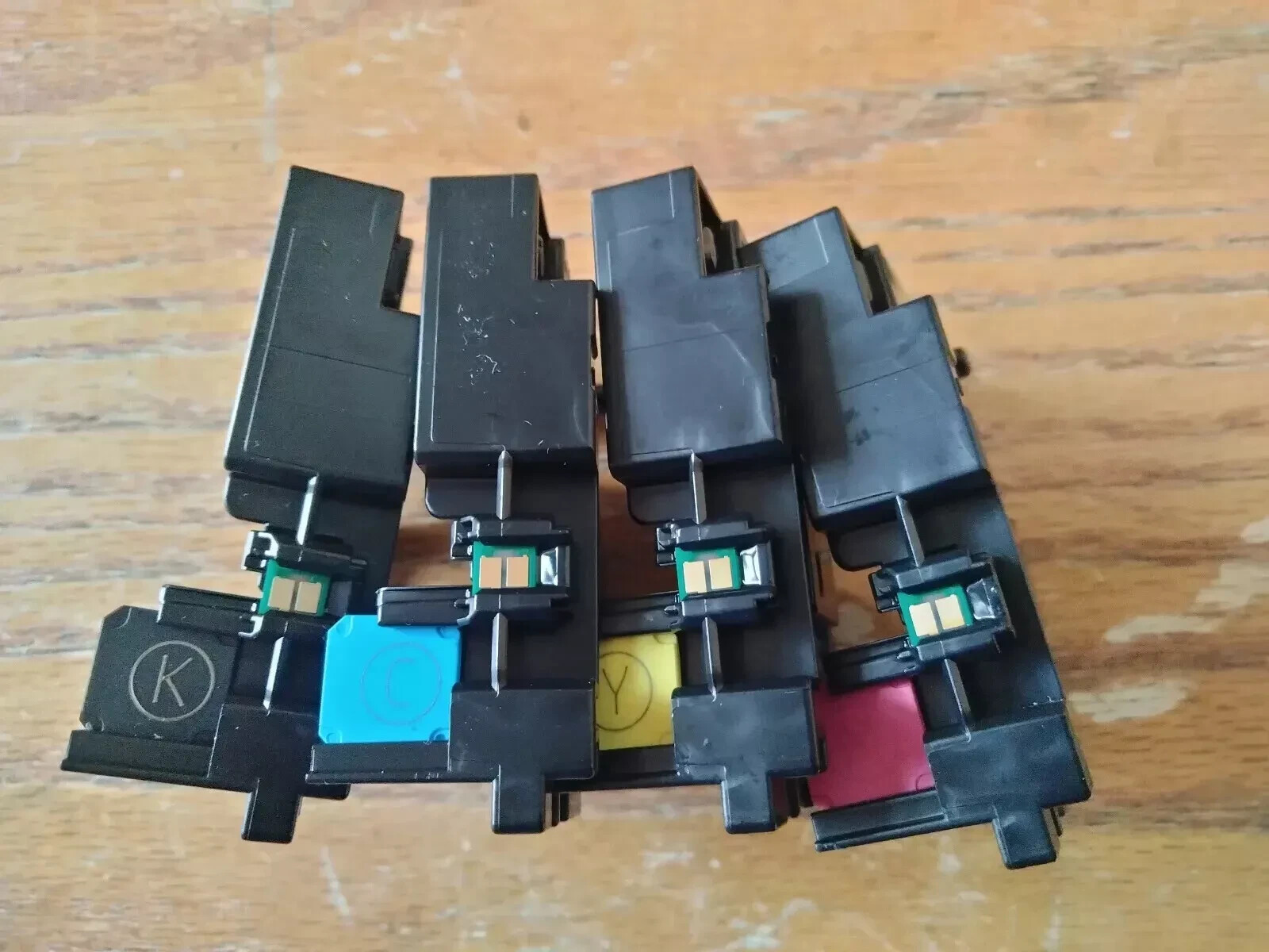 lot of 4 Genuine Used Chip for HP 206A black , magenta, yellow, cyan toner