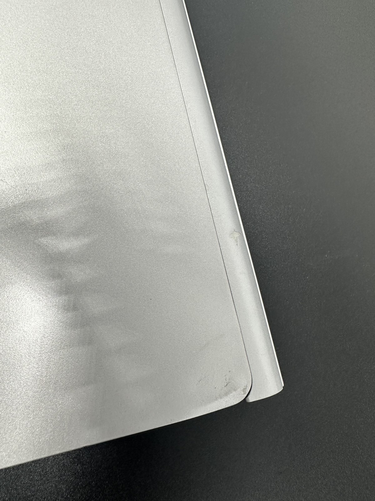 Microsoft Surface Book 2 I5-8350U 1.7GHz 8GB 256GB 13.5″ Win 10 Pro COSM DMG