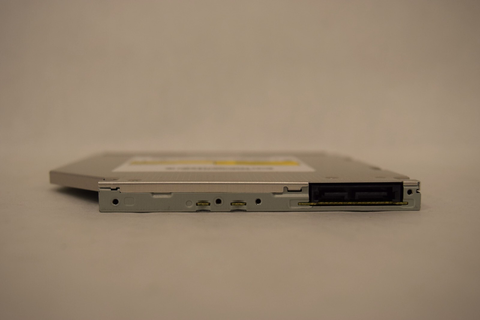 HP DVD-RW Supermulti Dual-layer Optical Drive SATA Interface 12.7 – 700577-FC1
