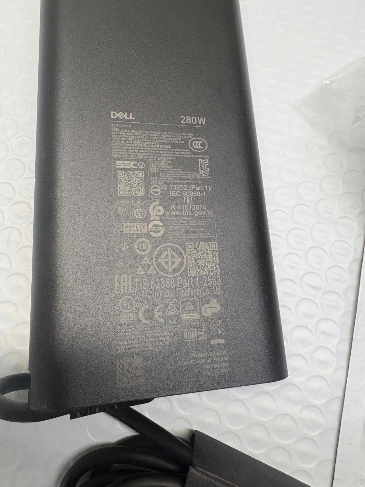 Original Dell Alienware series M16 M18 Dell 280W USB-C GaN AC Adapter HA280PM240