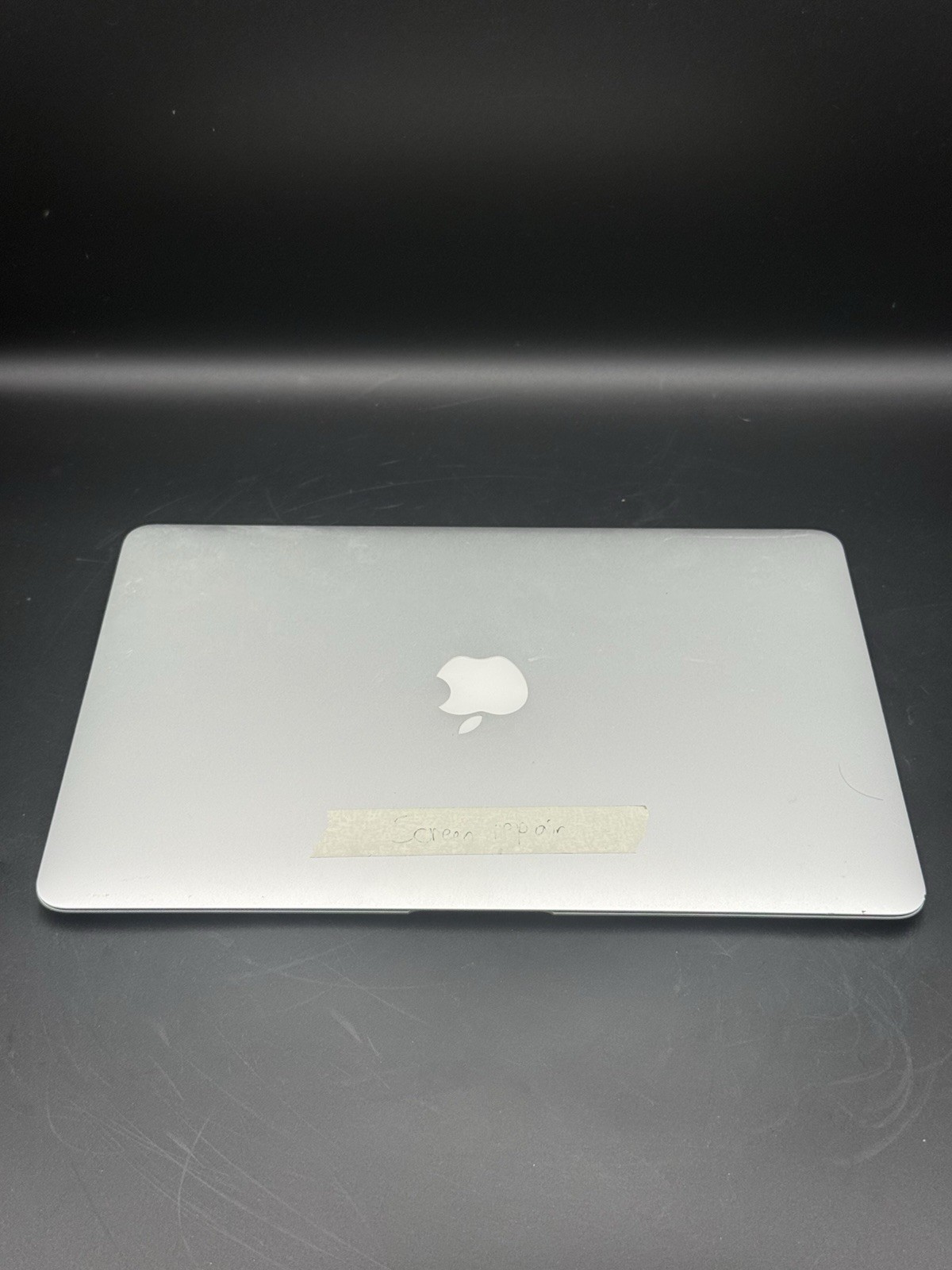 Apple MacBook Air 13.3″ (128GB SSD, Intel Core i5 5th Gen., 1.80 GHz, 8GB)…