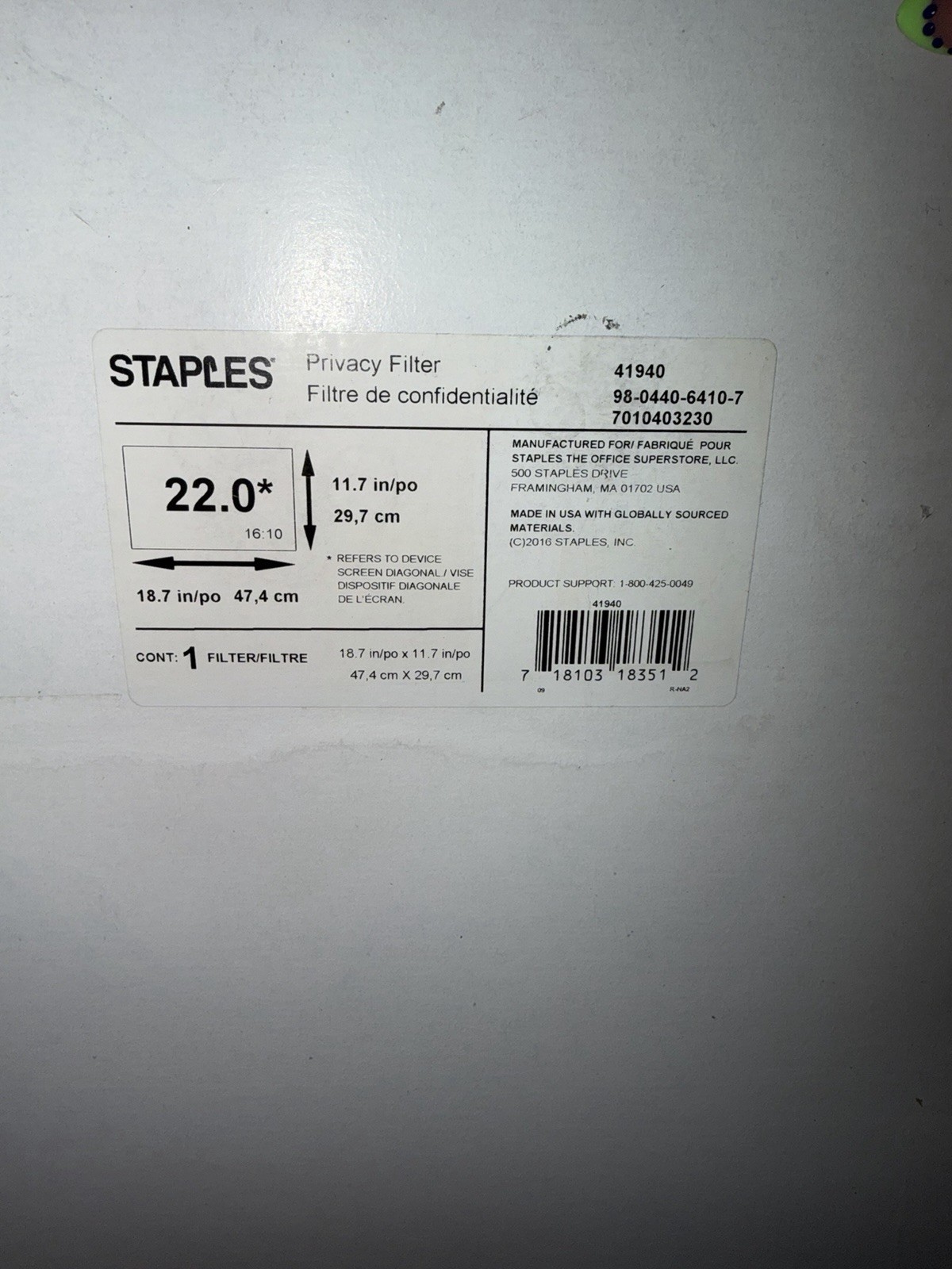 Staples Privacy Filter 22.0″ Universal 41940 18.7 x 11.7 in Monitor Screen