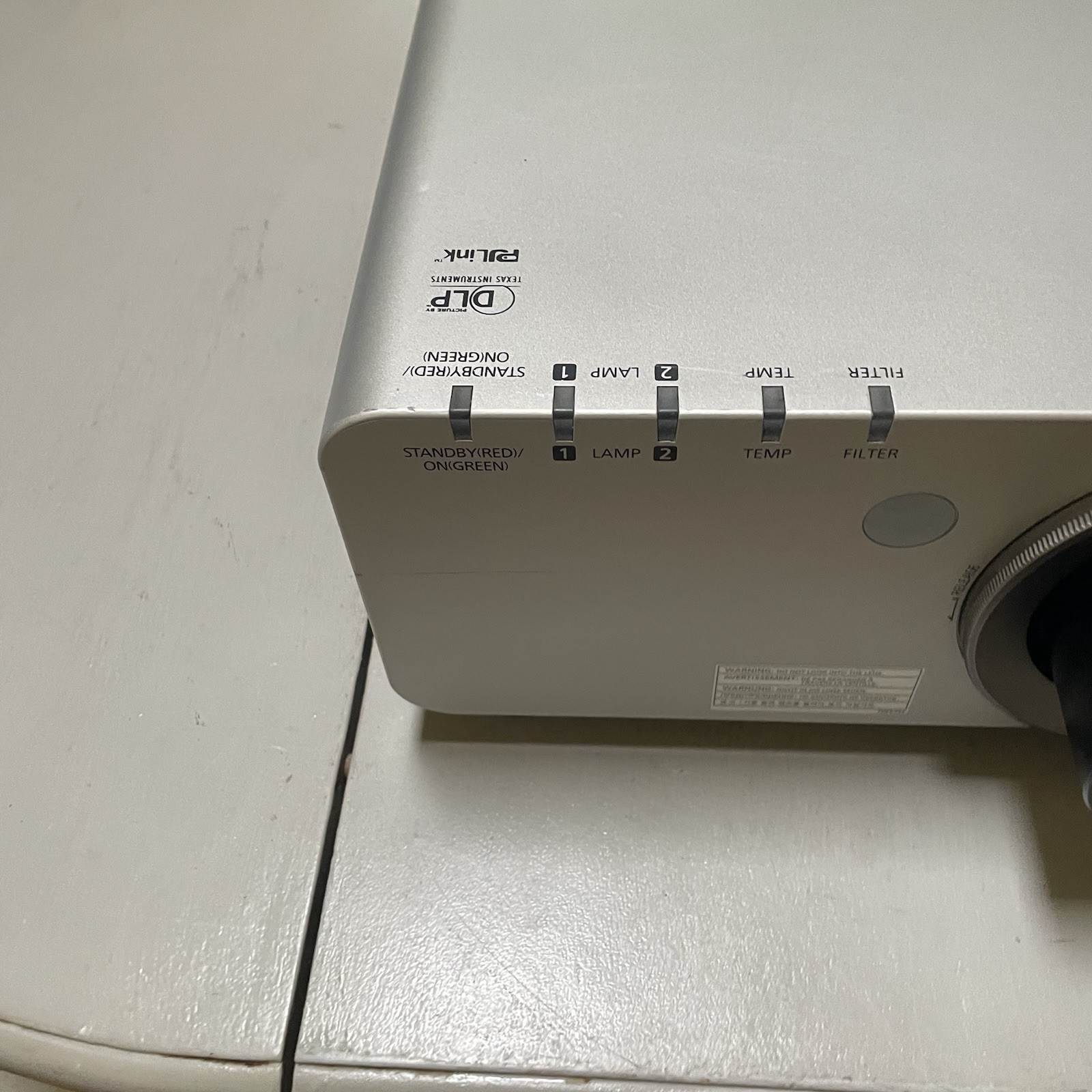 Panasonic PT-D6000 PT-D6000ULS 6500 Lumen Projector w/ET-DLE350 Lens 5966 Hours