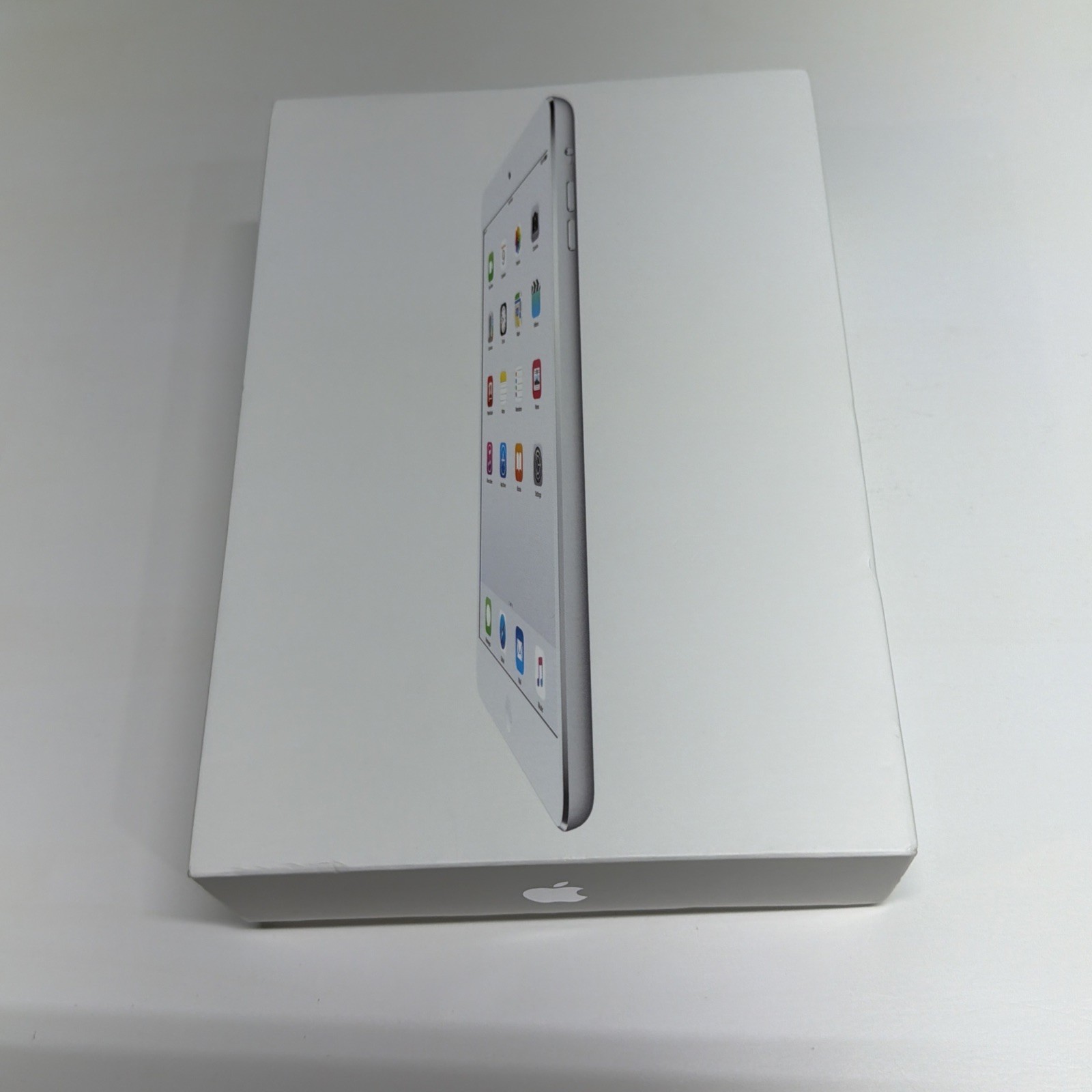 iPad Mini2 WiFi 16gb Silver ME279LL/A , A1489 Barely Used