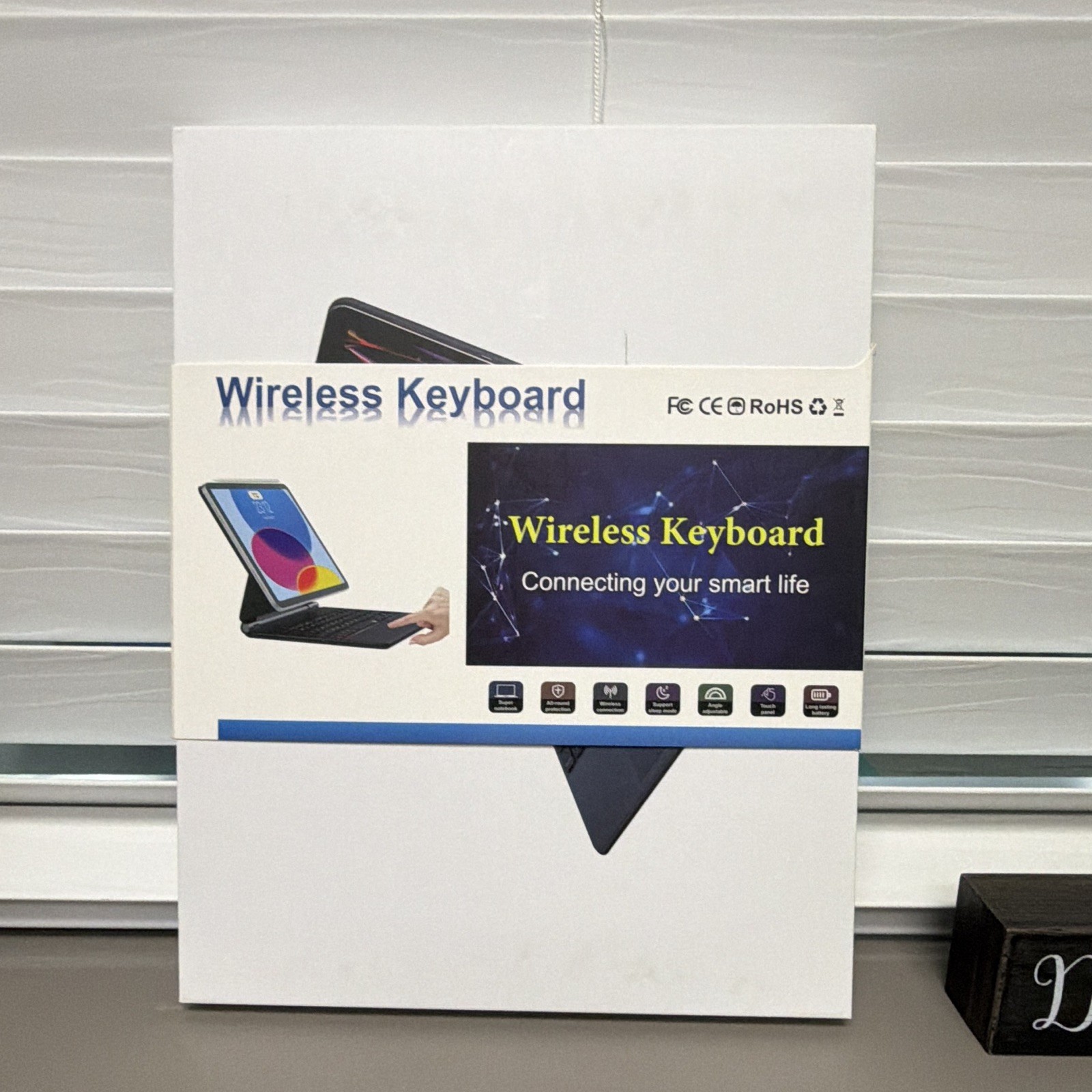 Wireless Keyboard Dock for Tablet, Built-In Touchpad/Battery, Adjustable, Black