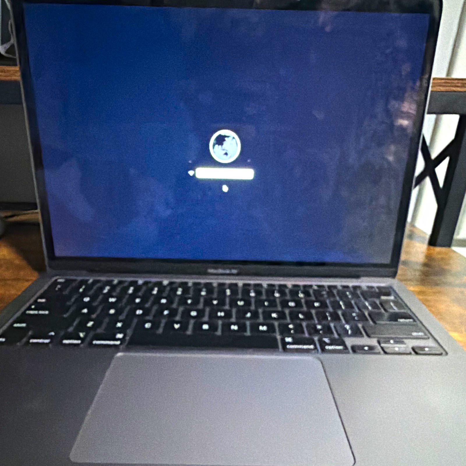 Apple MacBook Air 13″ 2020 Apple M Series 5GB RAM 256GB SSD Gray macOS