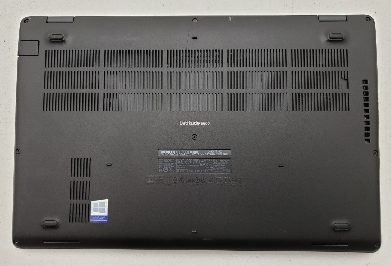 Dell Latitude 5500 Intel i5-8265U 16GB RAM 256GB SSD 15.6″ Win 11 Pro Laptop PC.