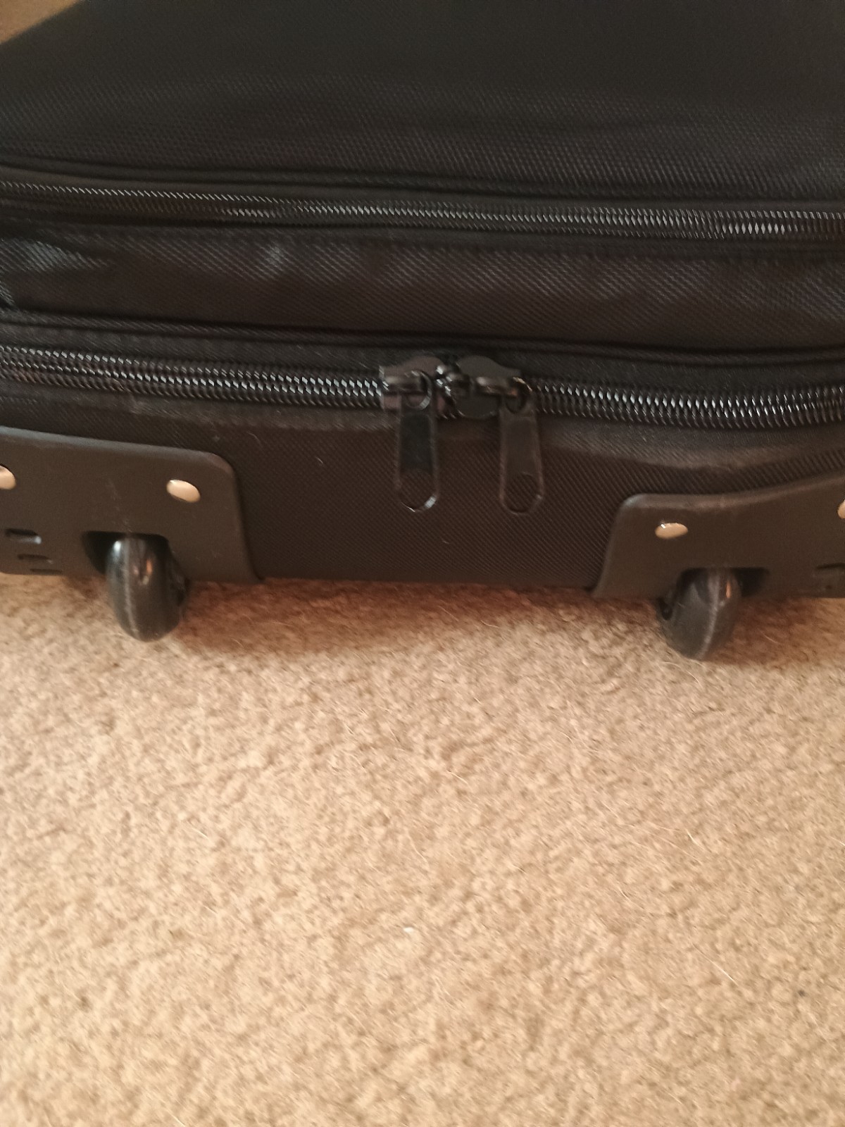 ConnectIT Foldable Floor Stand Adjustable Base TOBII DYNAVOX & Rolling Case