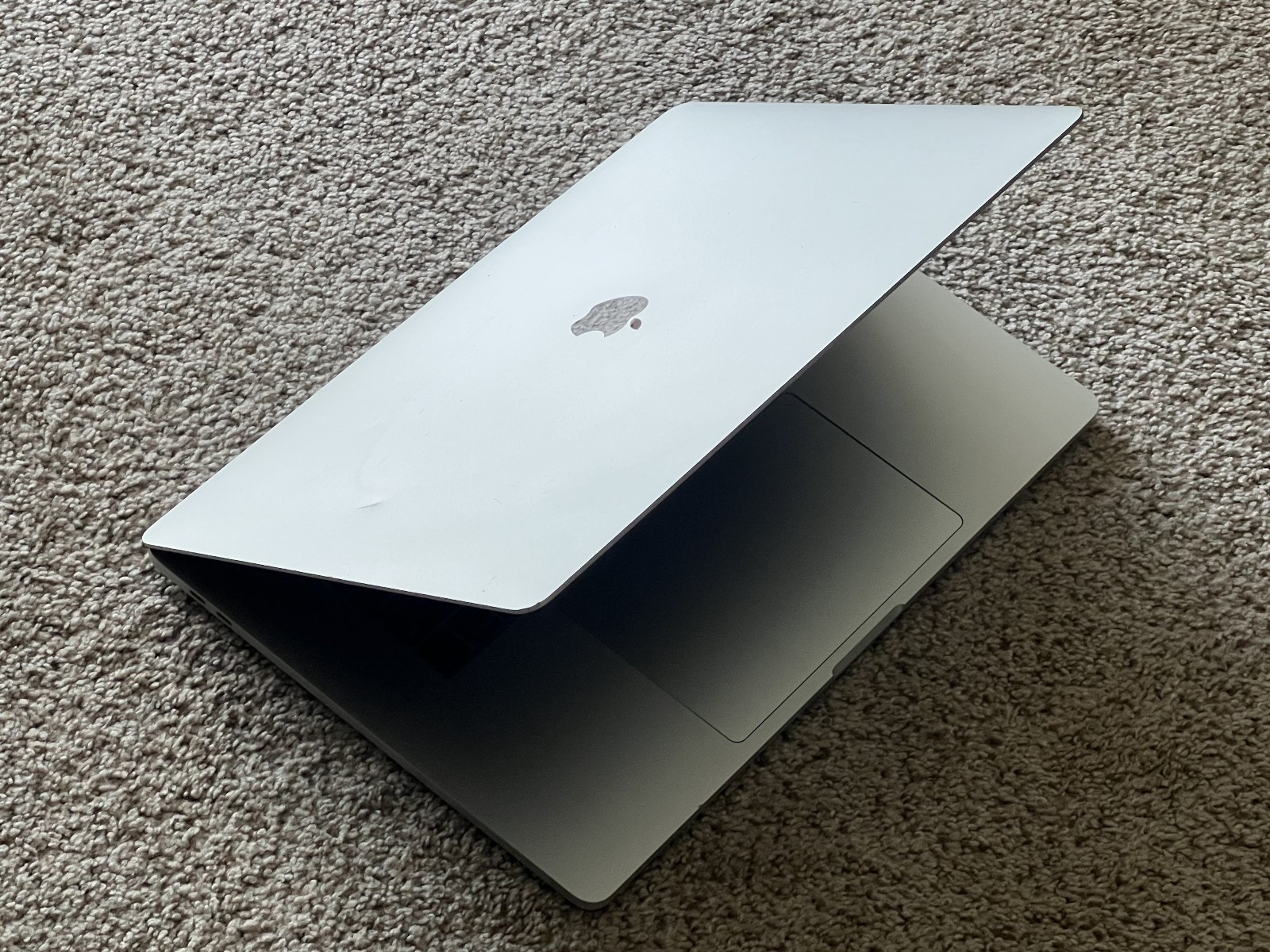 Apple Macbook Pro 16″ 2019 A2141, I7-9750H@2.60GHz 16GB/512G Pro 5300M MVVL2LL/A