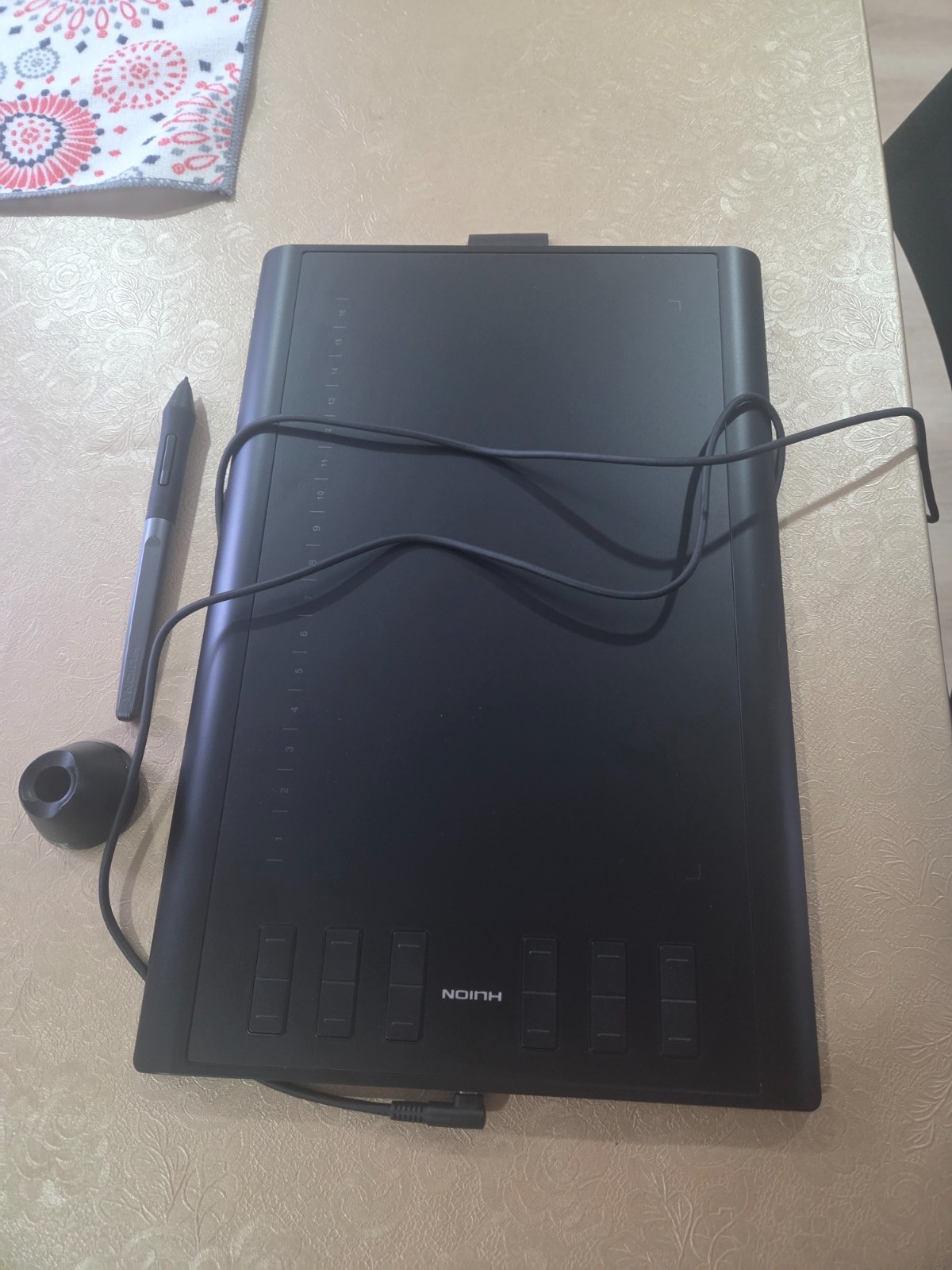 HUION tablet for digital art for Mac, Windows and android, black color,