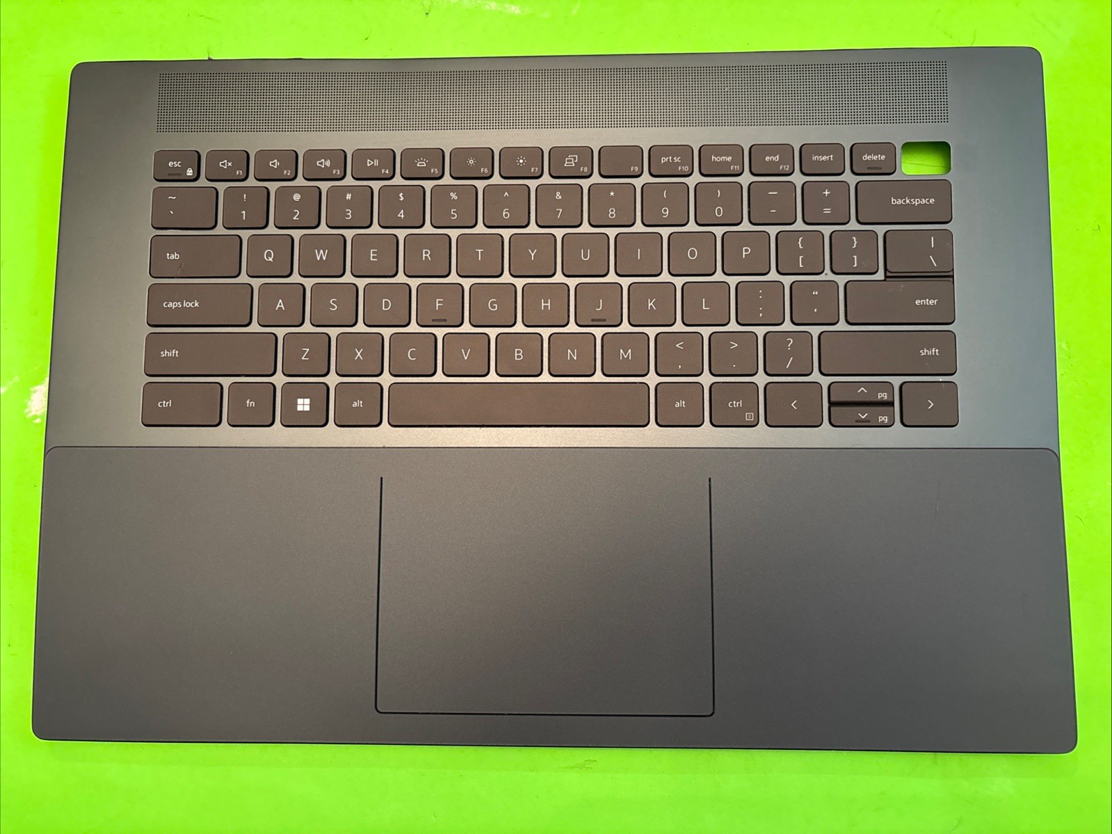 DELL Inspiron 16Plus 7620 Palmrest US Eng Kbd 0RYX3M R23,20 Read description