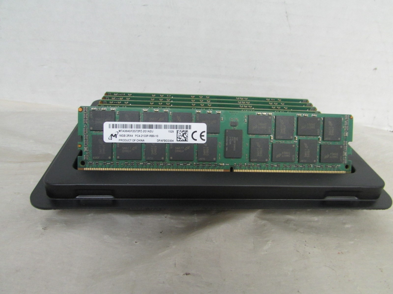 MTA36ASF2G72PZ-2G1A2IJ MICRON 160GB (10x16GB) 2RX4 PC4-2133P DDR4 Server RAM