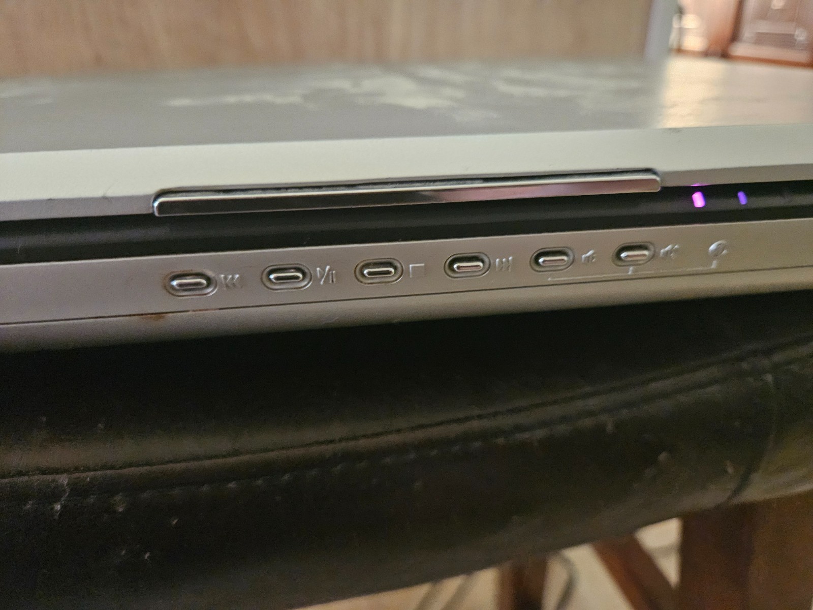 GATEWAY WINDOWS XP LAPTOP COMPUTER Home Edition Model # M675- WORKING ! 9002425
