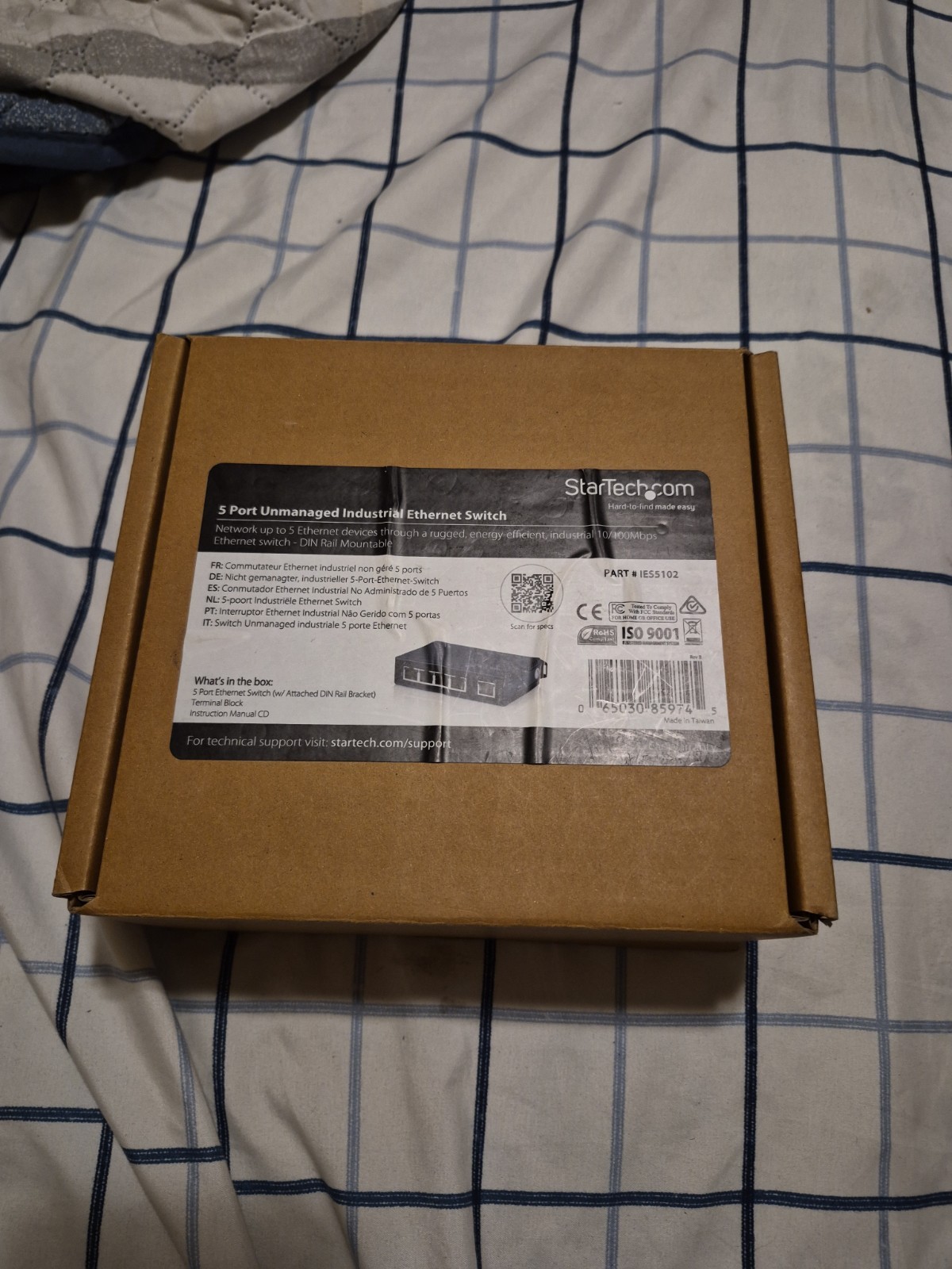 StarTech IES5102 5 Port Unmanaged Industrial Ethernet Switch DIN Rail Mountable