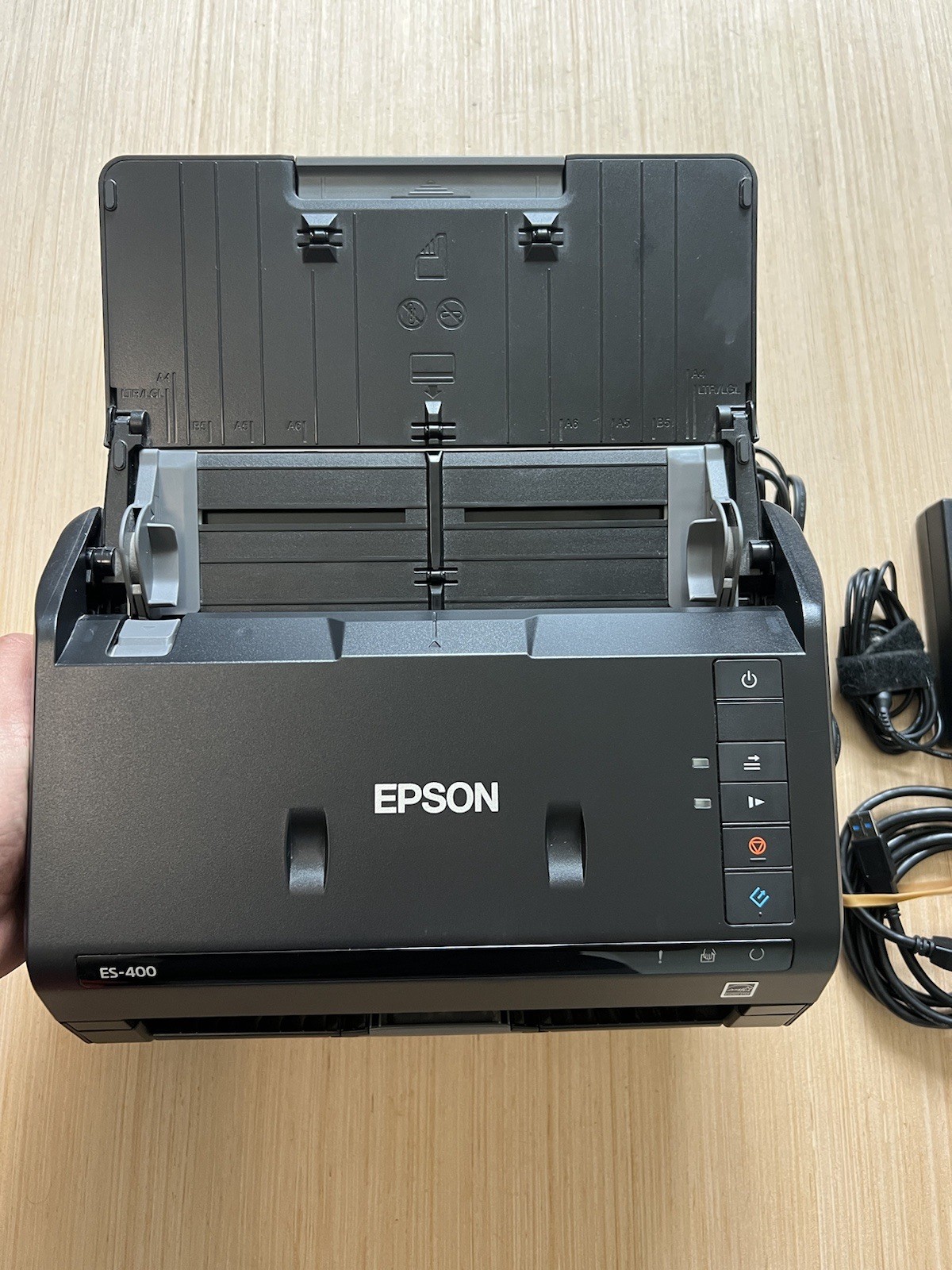 Epson WorkForce ES 400 J381A Duplex Color Document Scanner W/ Adapter & USBRead