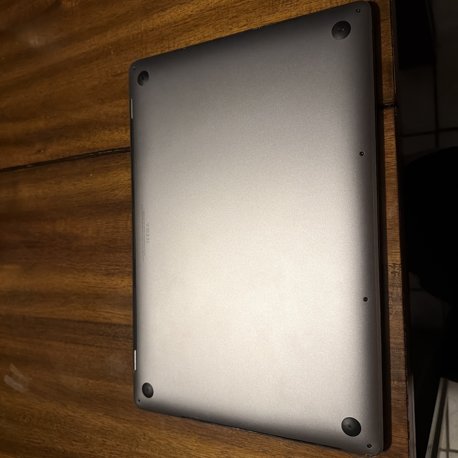 Apple MacBook Pro 16 in 2019 Space Gray/Intel Core i7 2.60 GHz, 512 GB 16 GB…
