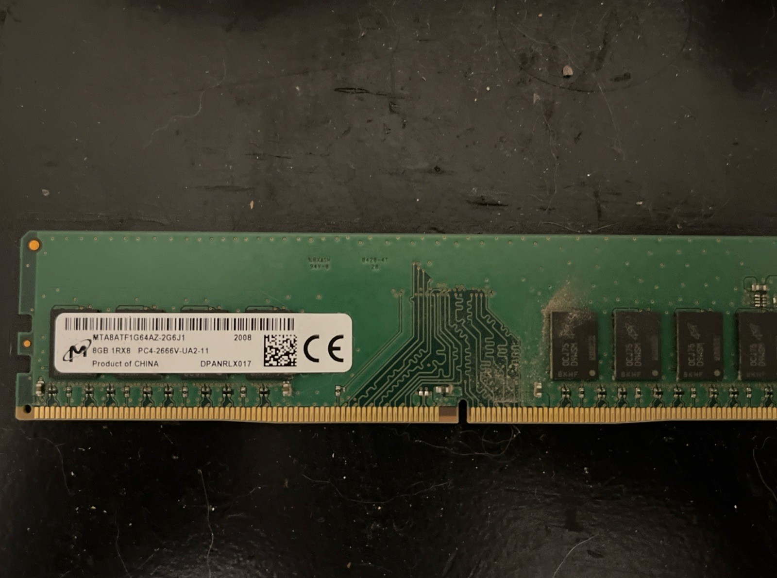 Micron 8GB PC4-21300 (DDR4-2666) Memory (MTA8ATF1G64AZ2G6E1)