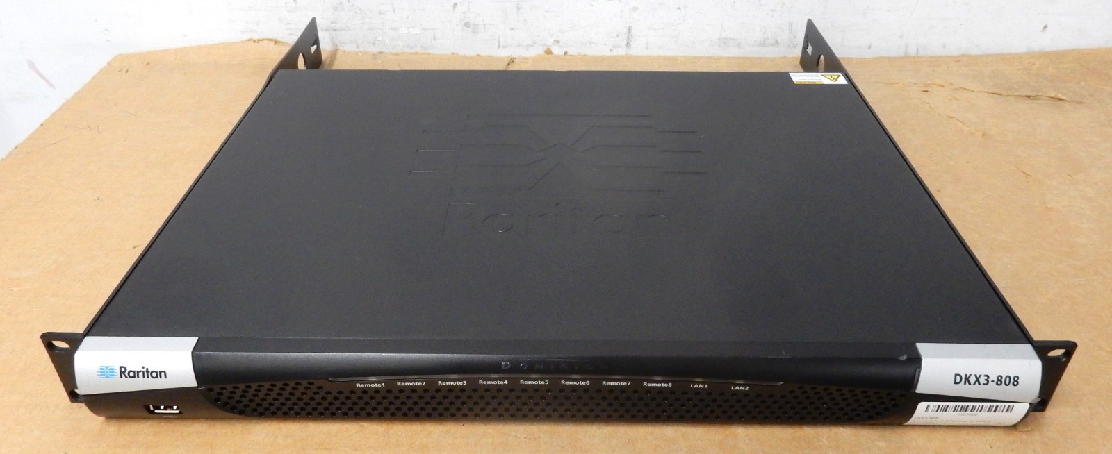 RARITAN DKX3-808 8 Port KVM Over IP Switch w/ears – Unit Only
