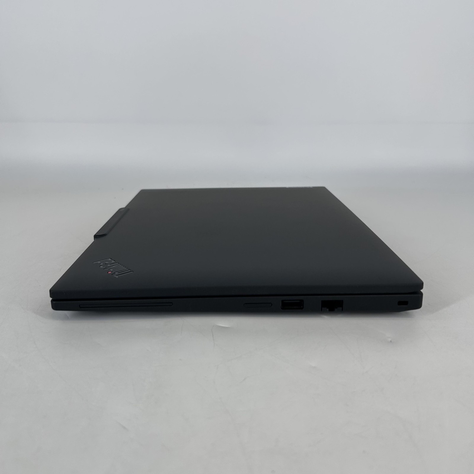 Lenovo ThinkPad P14s Gen 6 FHD+ TOUCH 2.GHz Ryzen AI 7 PRO 350 32GB 1TB SSD