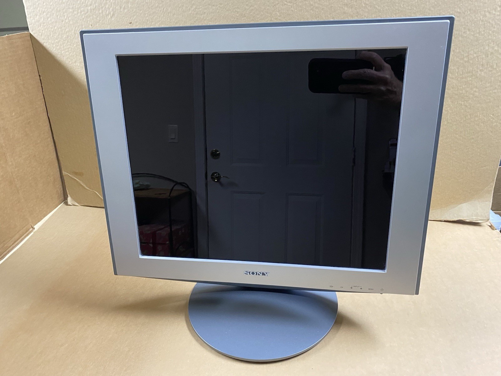 Sony 19” TFT LCD Coior Computer Display Monitor SDM-HS94P Tiltable And Working