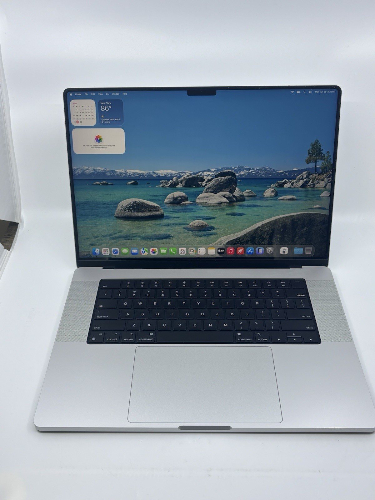 Apple MacBook Pro 16″ Retina 2021 – 512GB SSD 16GB Ram 10C CPU 16C GPU M1 Pro