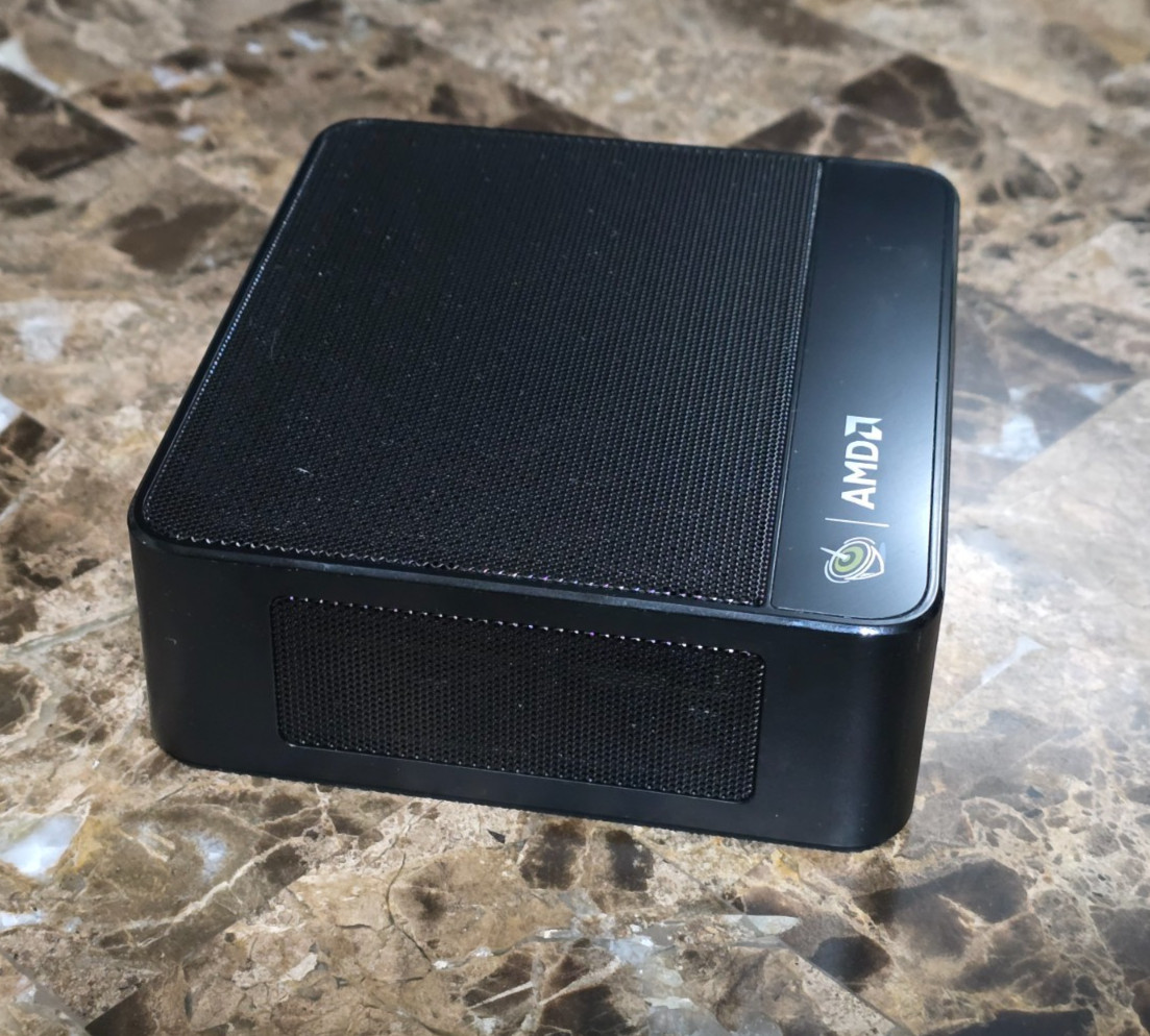 Clean Beelink SER5 Pro Ryzen 7 5825U 16GB RAM Samsung PM9A1 SSD Win11 Pro 90W DP
