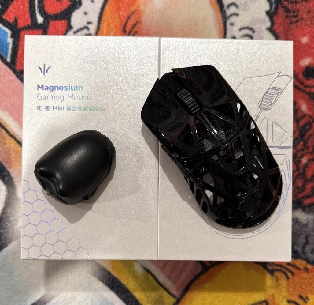 WL Mouse Beast x Mini Pro Magnesium Gaming Mouse Stellar Black Colorway