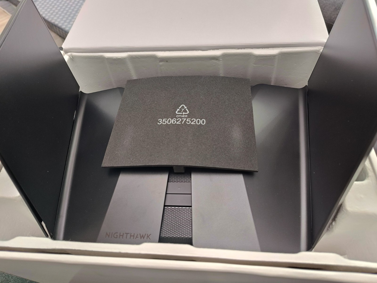 NETGEAR Nighthawk RAX120v2 AX12 AX6000 WiFi 6 Dual-Band Router Black
