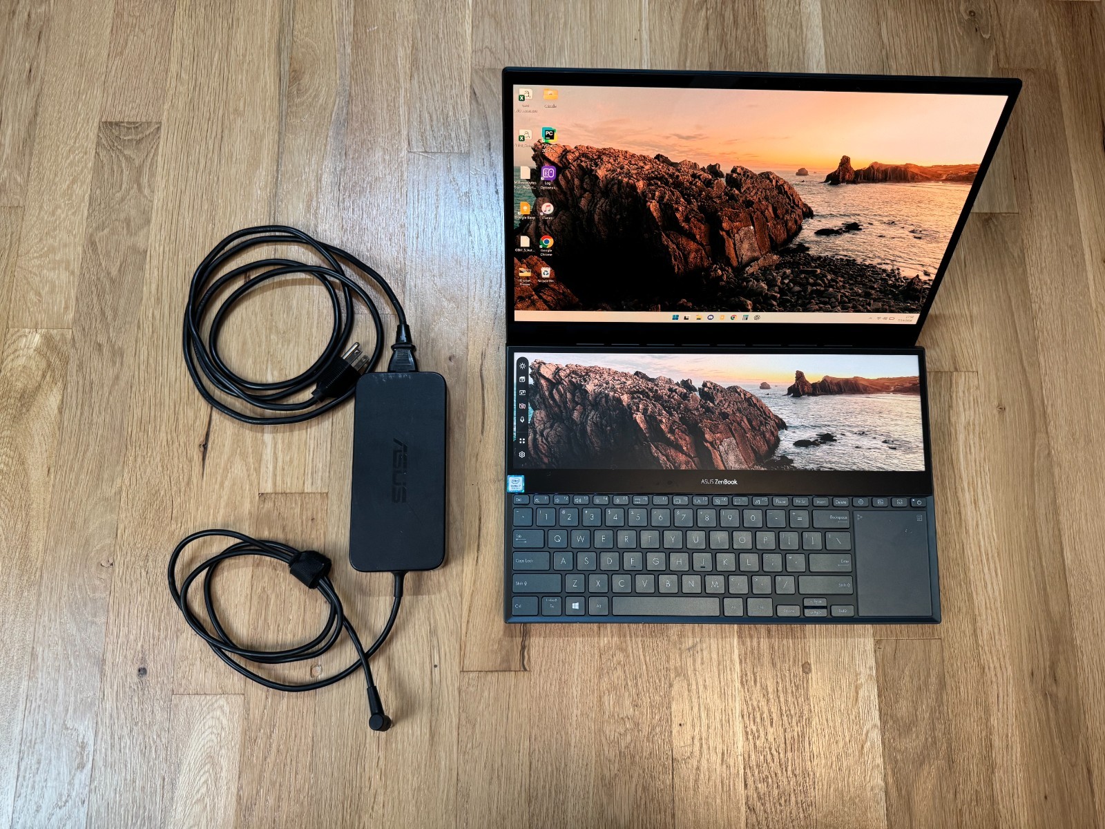 ASUS ZenBook Pro Duo UX581GV 15.6″ 4K OLED i7-9750H 16GB 1TB RTX 2060 Dual