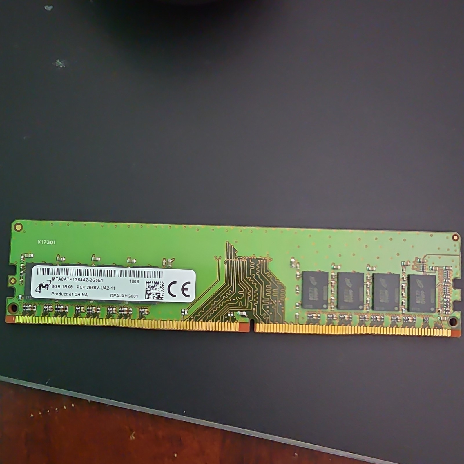 Micron 8GB PC4-2666V-UA2-11 MTA8ATF1G64AZ2G6E1 Memory Board